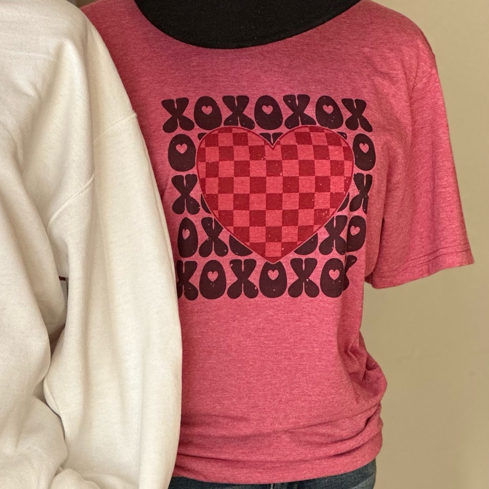 XoXoXo soft-style Graphic